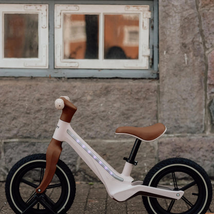 VARLIO Go Balance Bike | With Integrated Light